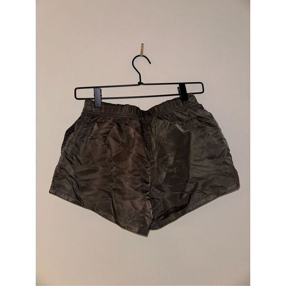 Essentials Fear of God Iron Running Shorts Men’s S Dark Green - Picture 3 of 4
